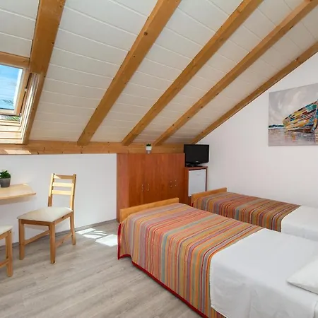 Tomato Old Town Entrance 3*