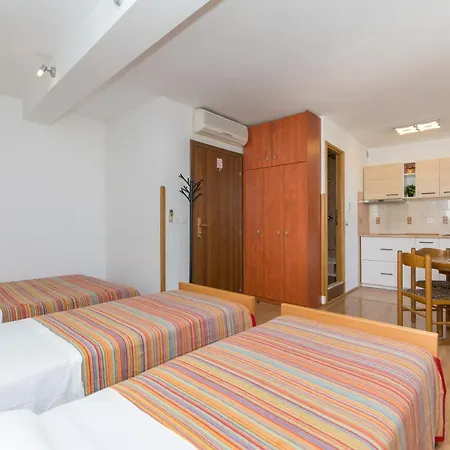 Vendégház Tomato Old Town Entrance