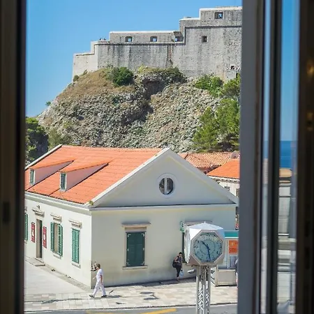 Vendégház Tomato Old Town Entrance